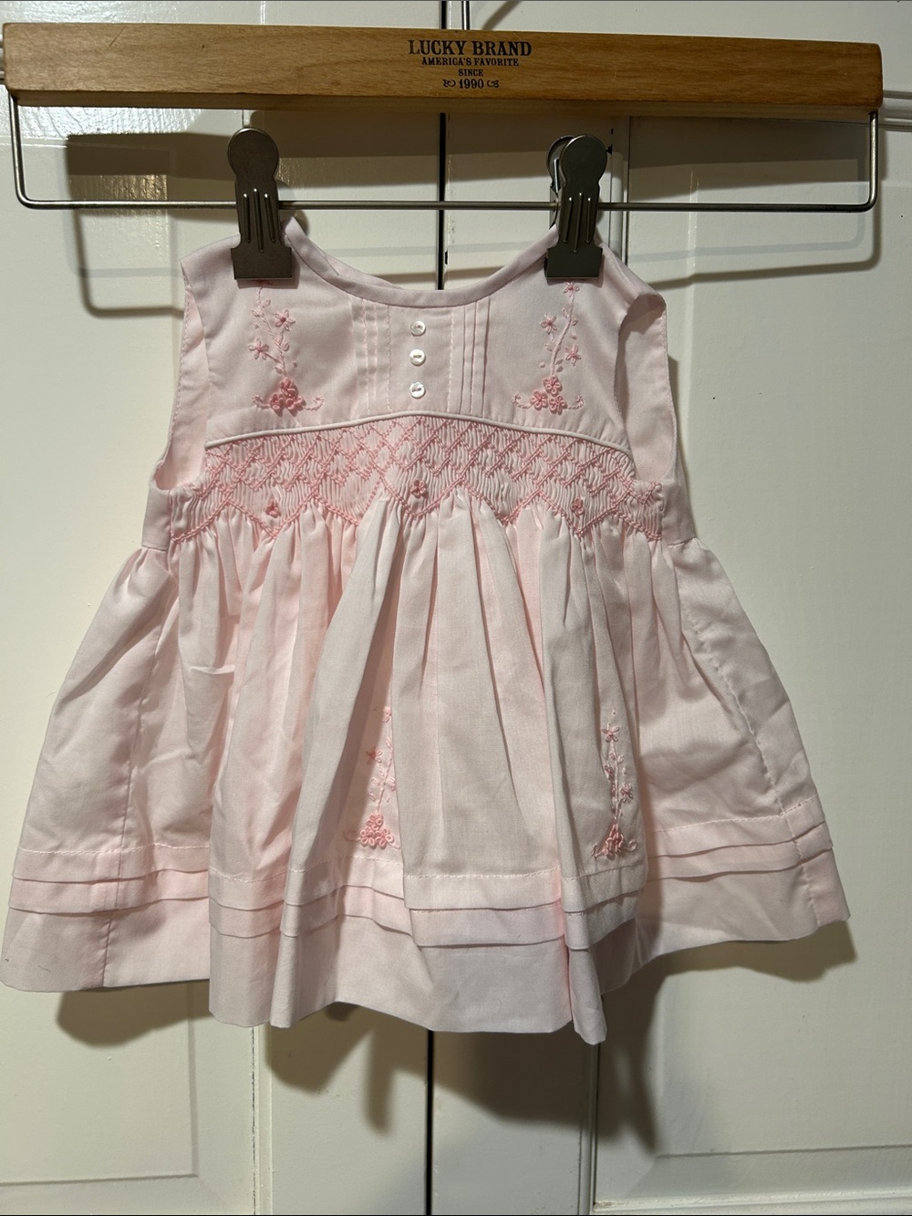 Infant baby Pink Smocked Sleeveless Dress with bottoms
